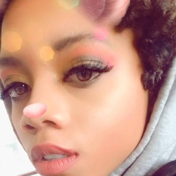 Meet your Posher, Jackie - Picture 1 of 1